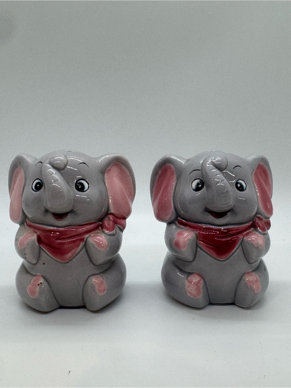 Vintage Ceramic Elephant Salt & Pepper Shakers – Made in Taiwan
